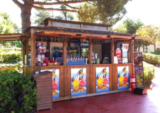 Chiringuito de madera Ibiza Marineland vista 4