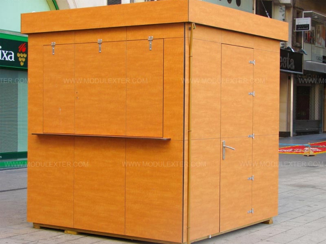 Chiringuito de madera Urbano Lérida Plaza San Juan Vista 1