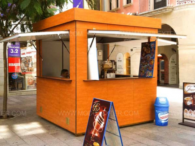 Chiringuito de madera Urbano Lérida Plaza San Juan Vista 2