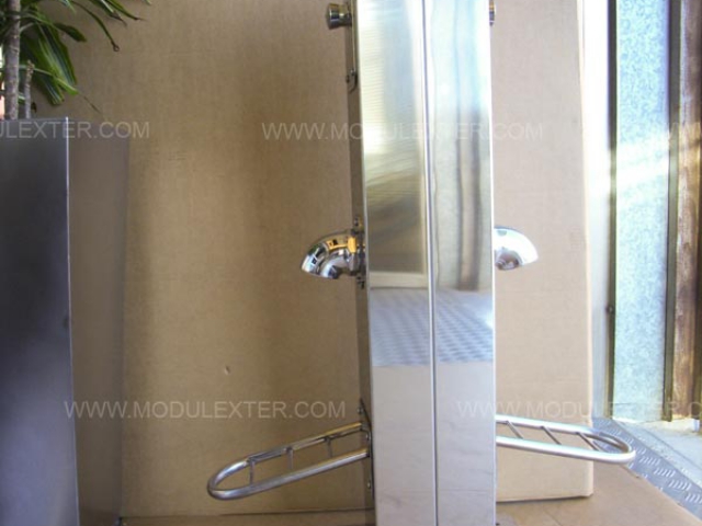 Lavapies inox con reposapies vista 2