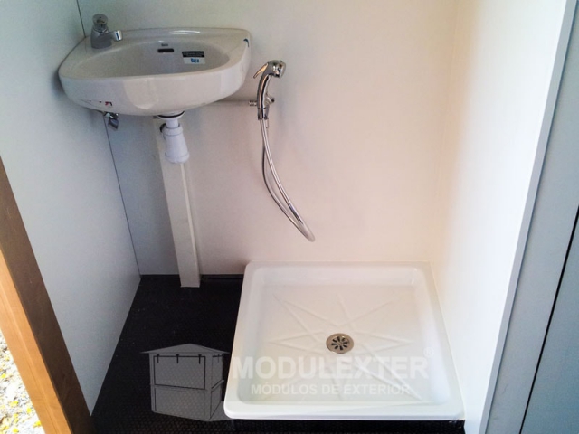 Interior ducha Palamos vista 1