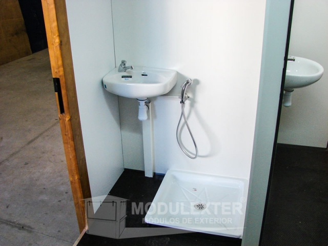 Interior ducha Palamos vista 2