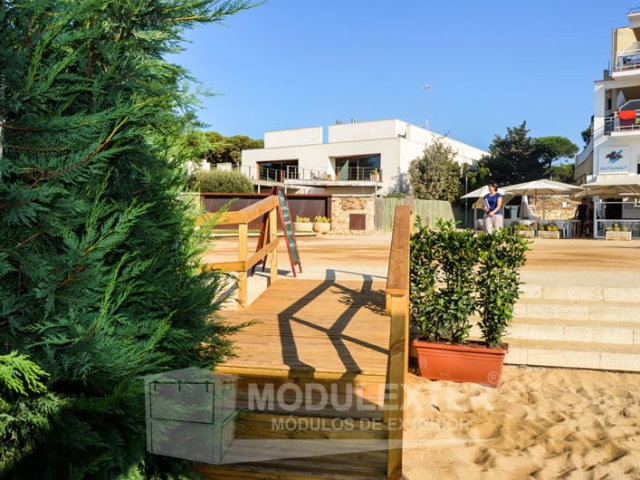 Pasarela de madera Palamos